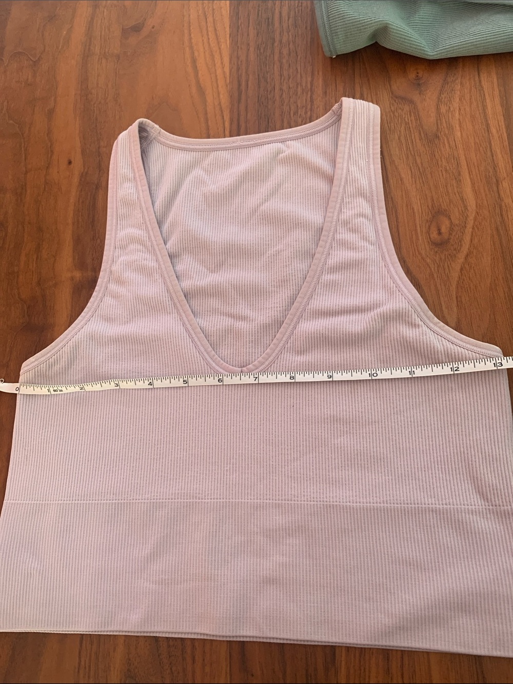 Athleta aurora seemless rib crop tank : medium lavendar